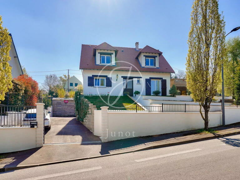 Maison Marly-le-Roi - 4 chambres - 231m²