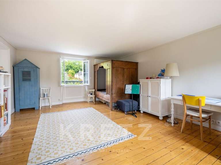 Maison Marly-le-Roi - 6 chambres - 218m²