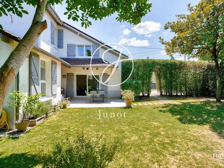 Maison Marly-le-Roi - 4 chambres - 227m²