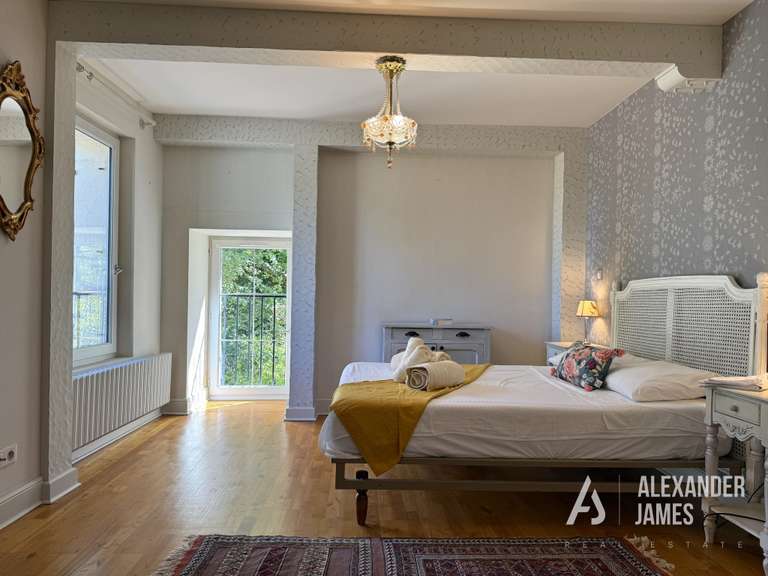 Maison Marmande - 5 chambres - 589m²