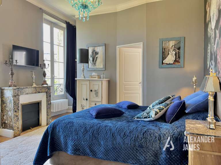 Maison Marmande - 6 chambres - 308m²