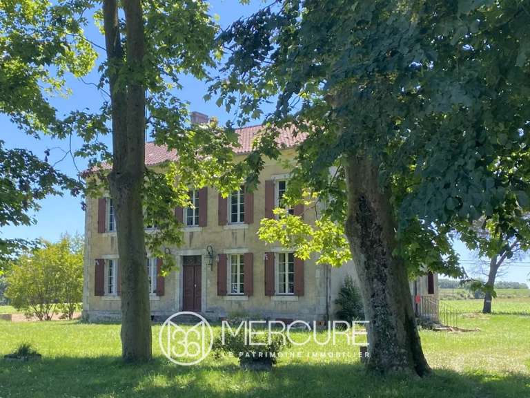 Propriété Marmande - 8 chambres - 1060m²