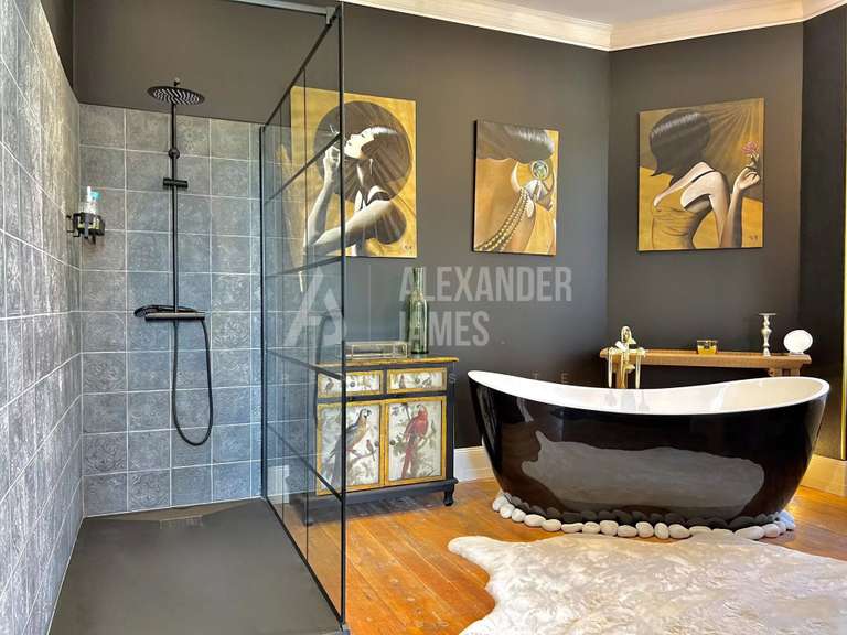 Propriété Marmande - 6 chambres - 308m²
