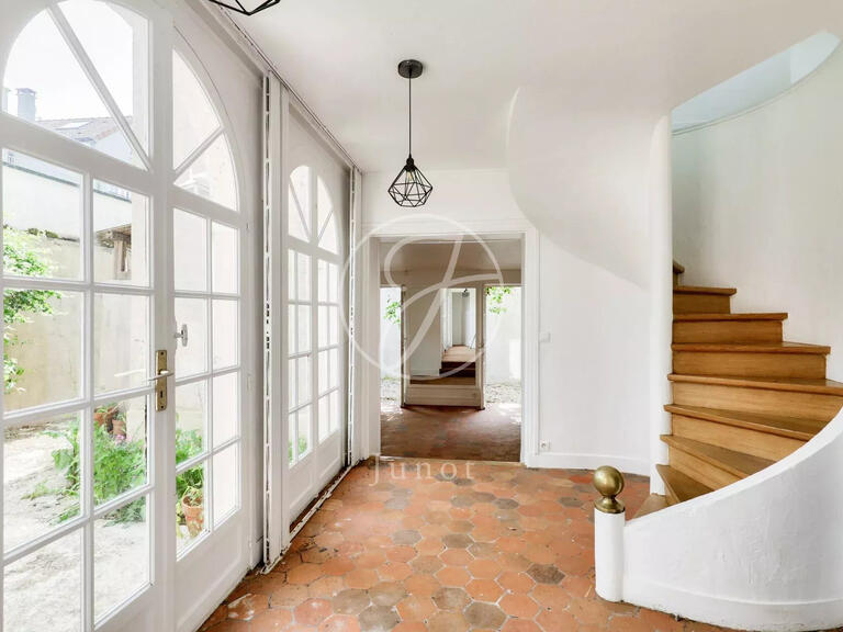 Maison Marnes-la-Coquette - 3 chambres - 140m²