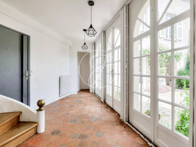 Maison Marnes-la-Coquette - 3 chambres - 140m²