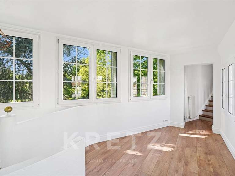 Maison Marnes-la-Coquette - 3 chambres - 140m²