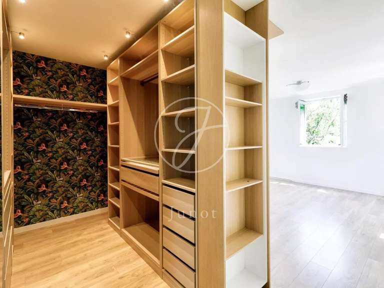 House Marnes-la-Coquette - 5 bedrooms - 274m²