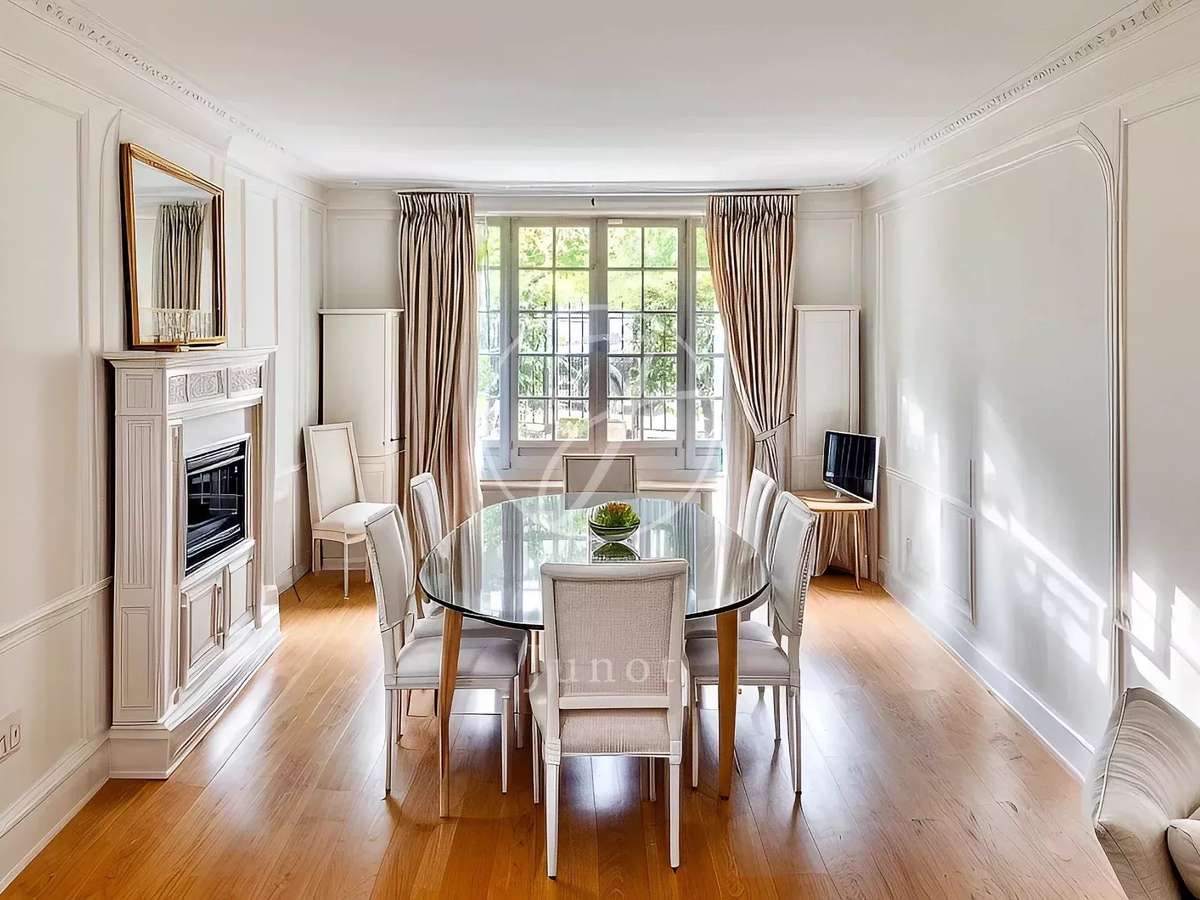 House Marnes-la-Coquette