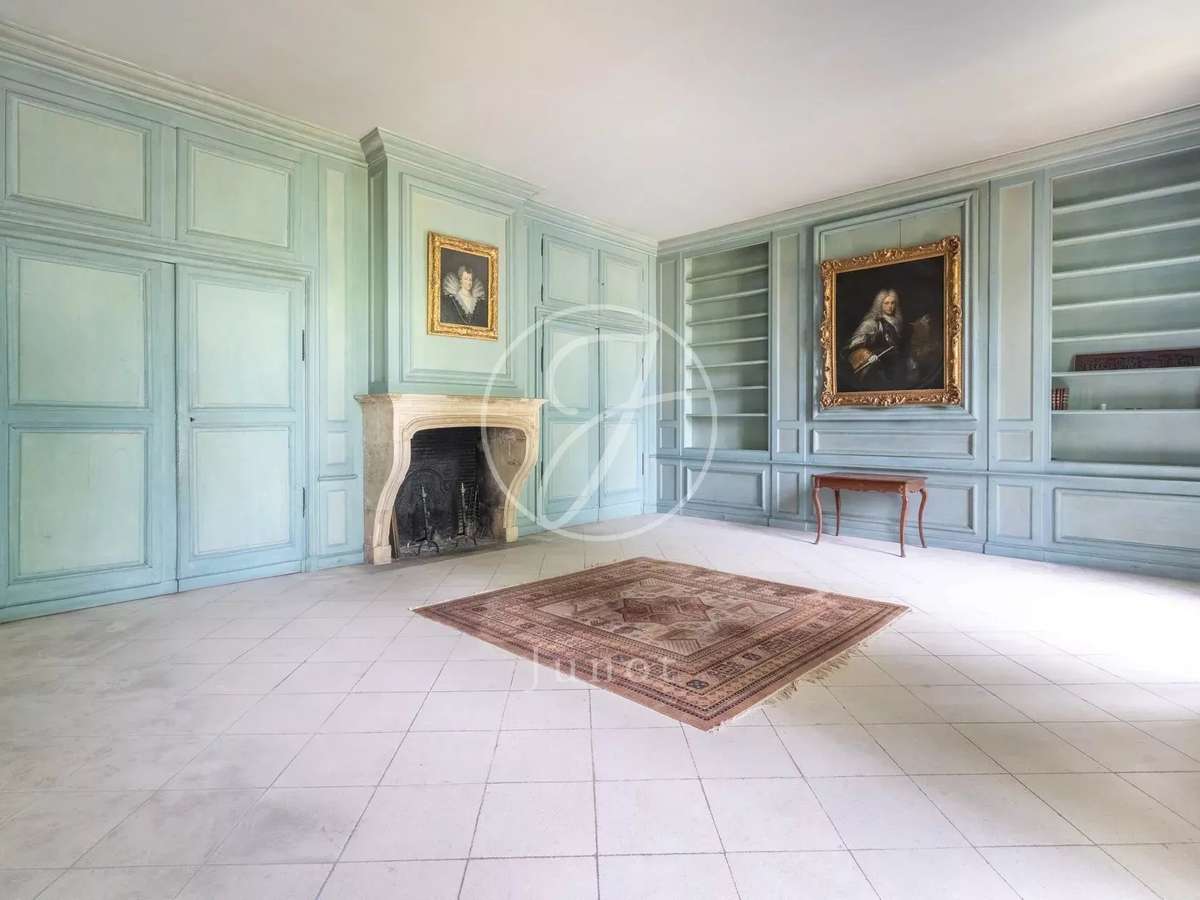 House Marnes-la-Coquette