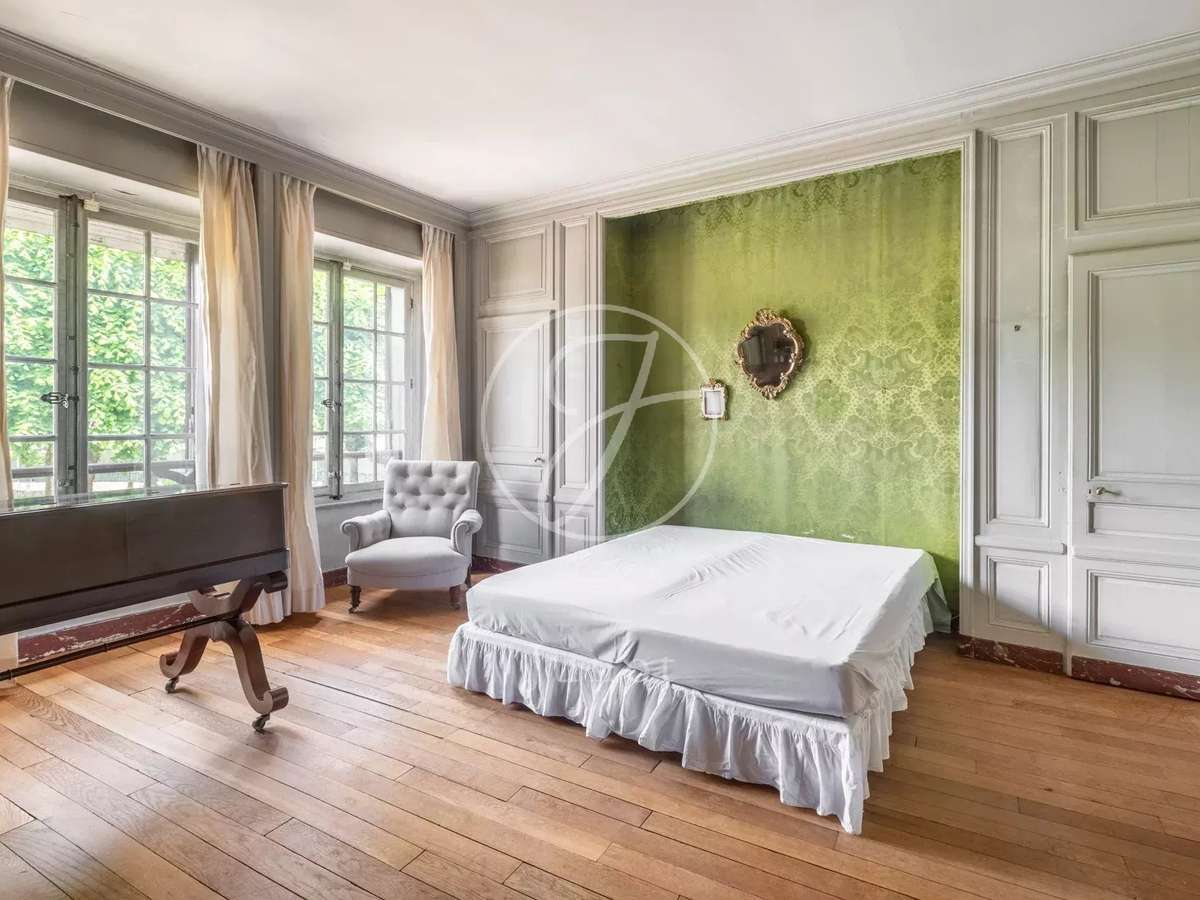 House Marnes-la-Coquette