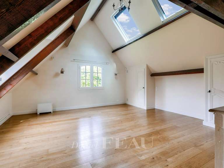 Maison Marnes-la-Coquette - 4 chambres - 250m²