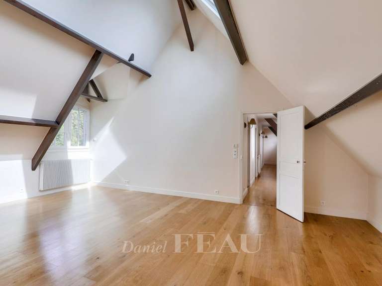 Maison Marnes-la-Coquette - 4 chambres - 250m²