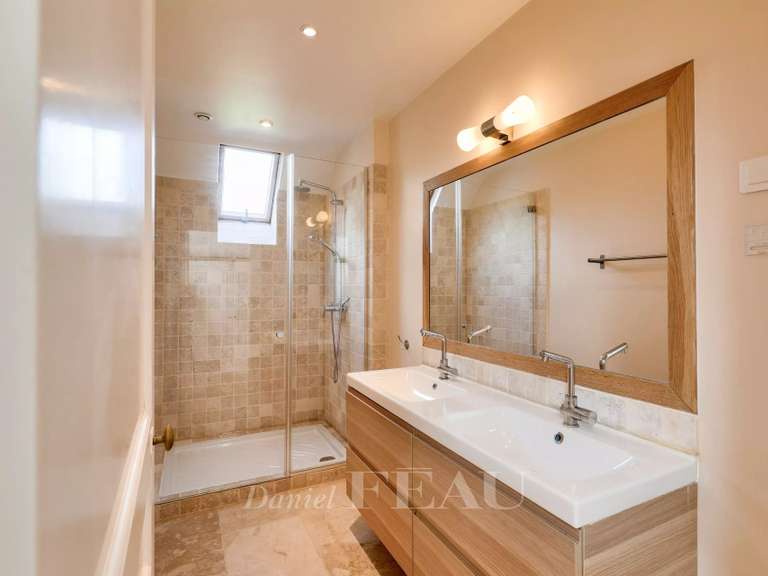 Maison Marnes-la-Coquette - 4 chambres - 250m²