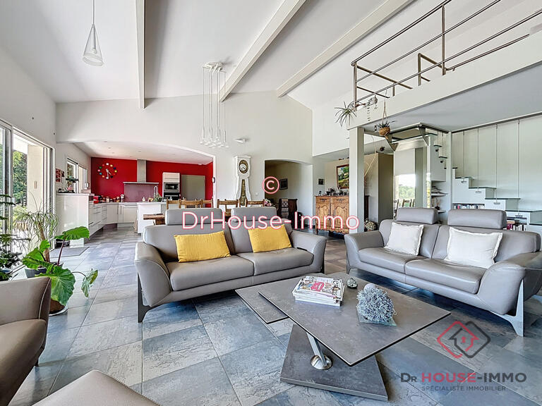 Villa Marsac-sur-l'Isle - 3 bedrooms - 193m²