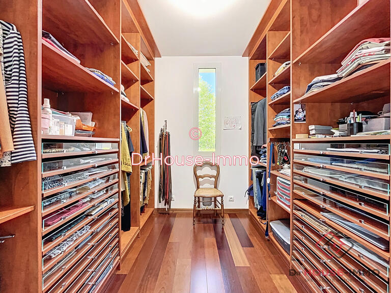 Villa Marsac-sur-l'Isle - 3 bedrooms - 193m²