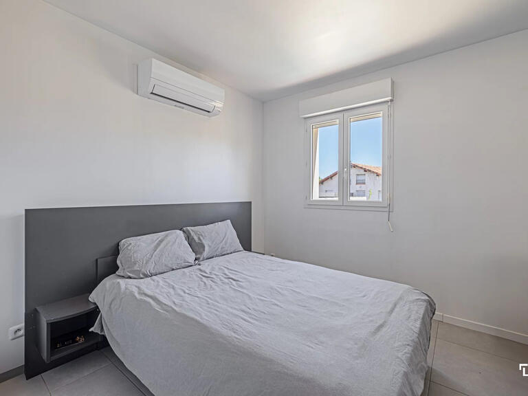 Maison Marseille 10e - 6 chambres - 354m²