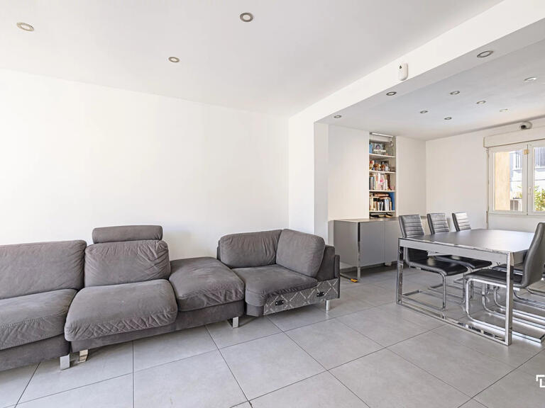 Maison Marseille 10e - 6 chambres - 354m²