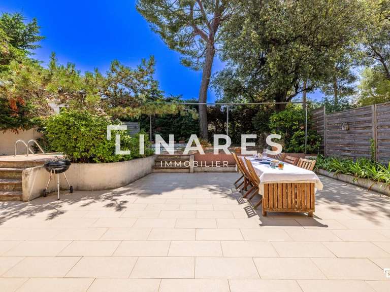 Maison Marseille 10e - 4 chambres - 126m²