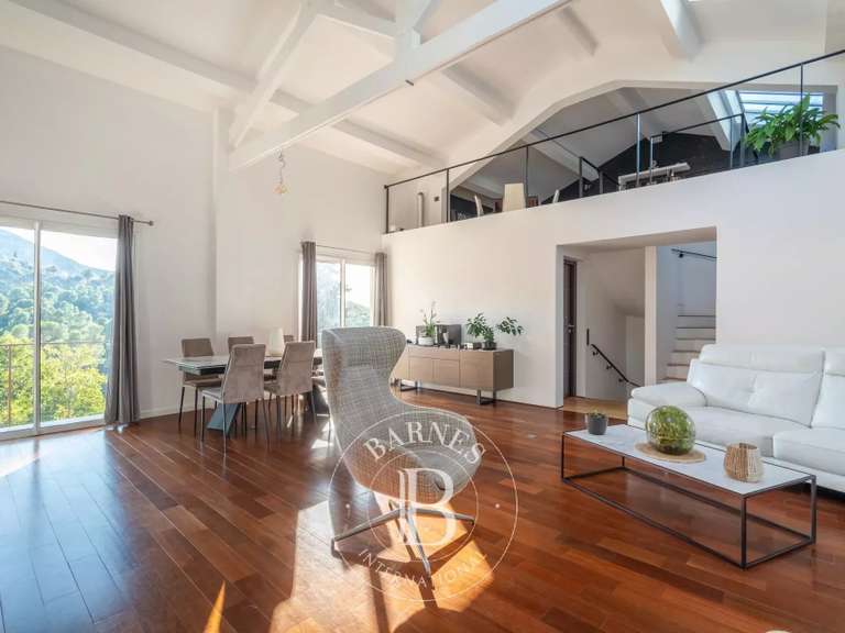 Maison Marseille 10e - 6 chambres - 260m²