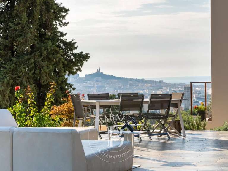 Maison Marseille 10e - 6 chambres - 260m²
