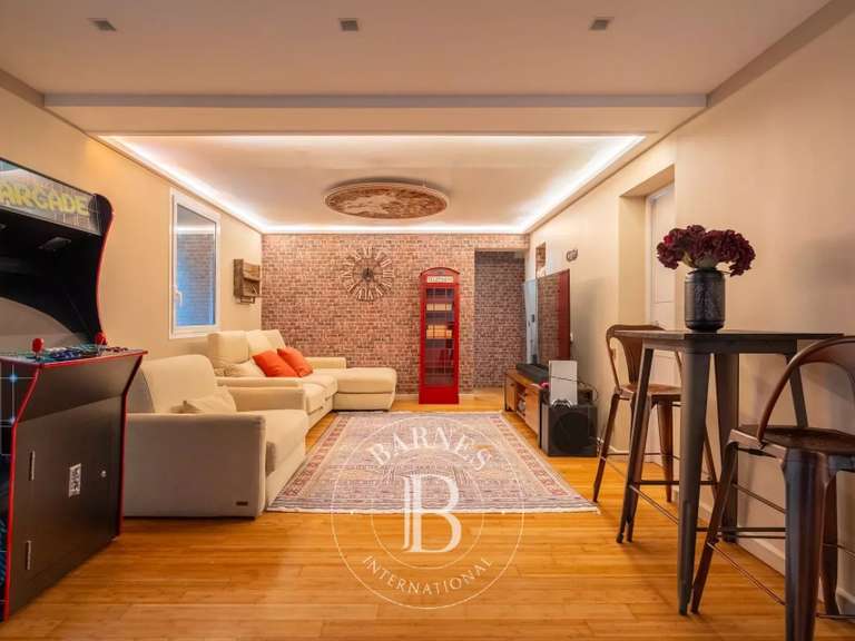 Maison Marseille 10e - 6 chambres - 260m²