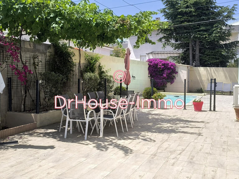 Villa Marseille 10e - 5 bedrooms - 150m²