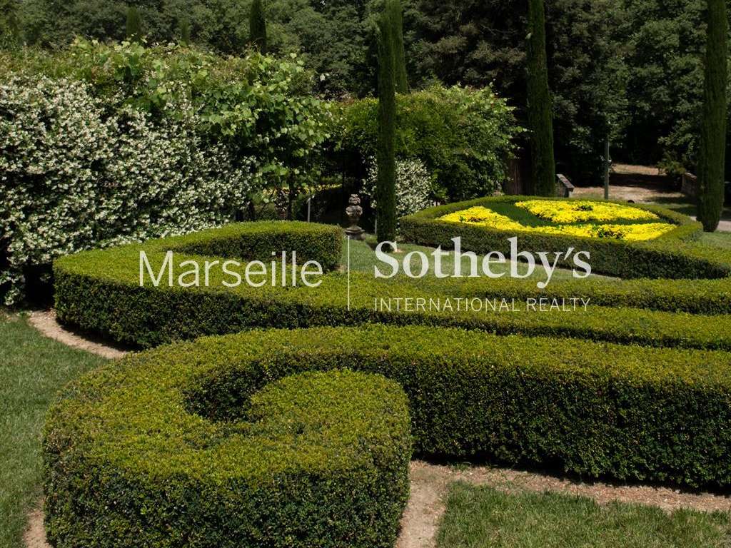 Castle Marseille 11e