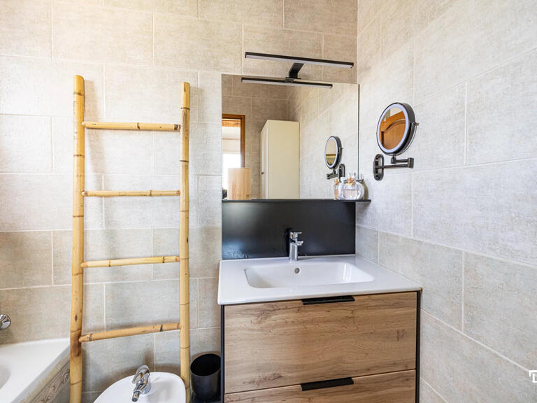 House Marseille 11e - 3 bedrooms - 109m²