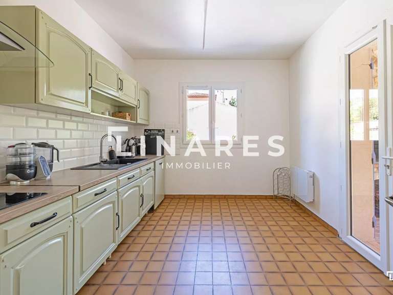 House Marseille 11e - 6 bedrooms - 230m²