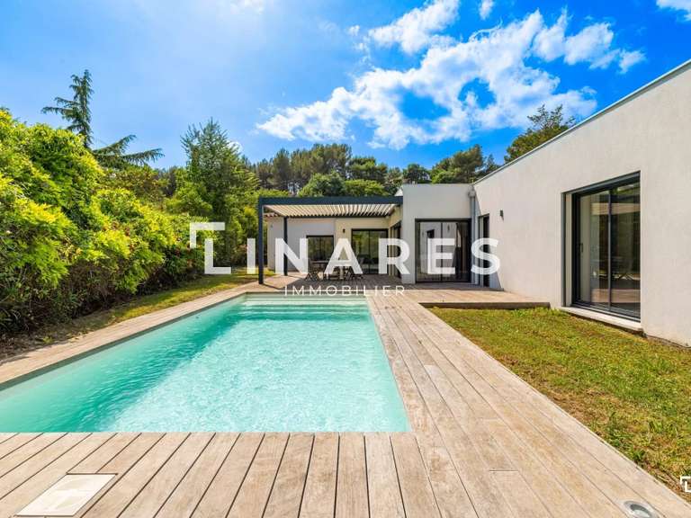 Maison Marseille 11e - 5 chambres - 222m²