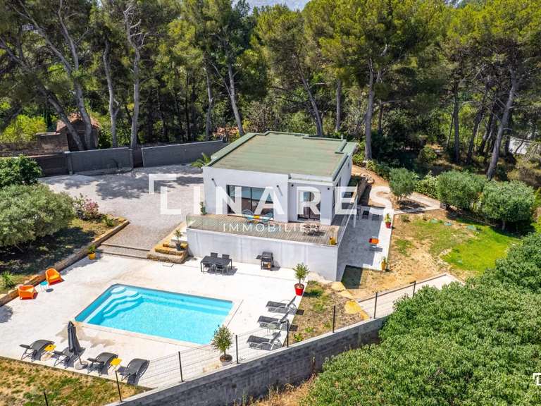 Maison Marseille 11e - 4 chambres - 215m²