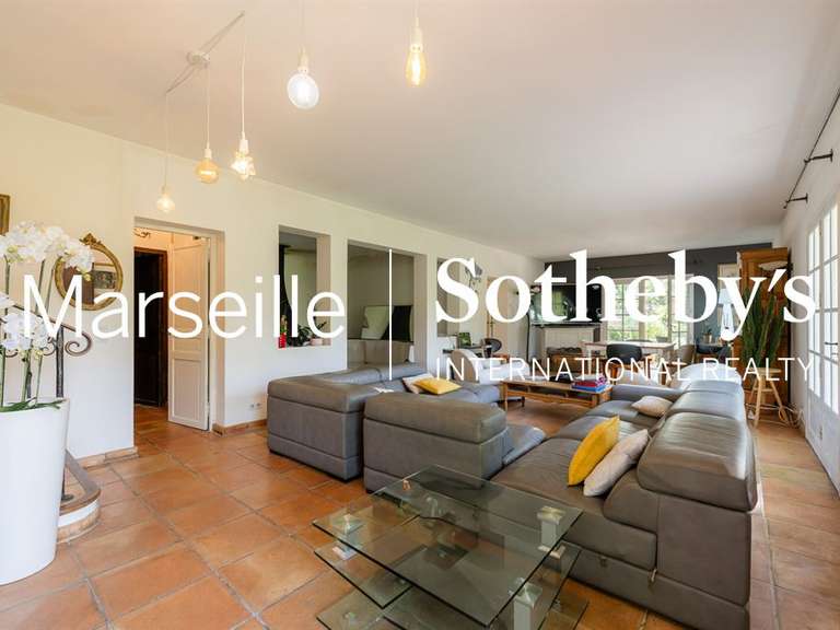 Maison Marseille 11e - 5 chambres - 400m²