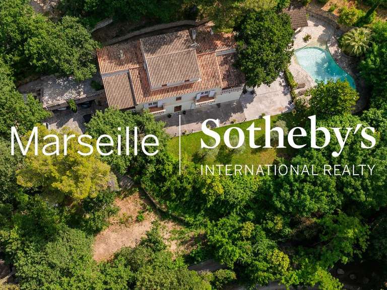 Maison Marseille 11e - 5 chambres - 400m²