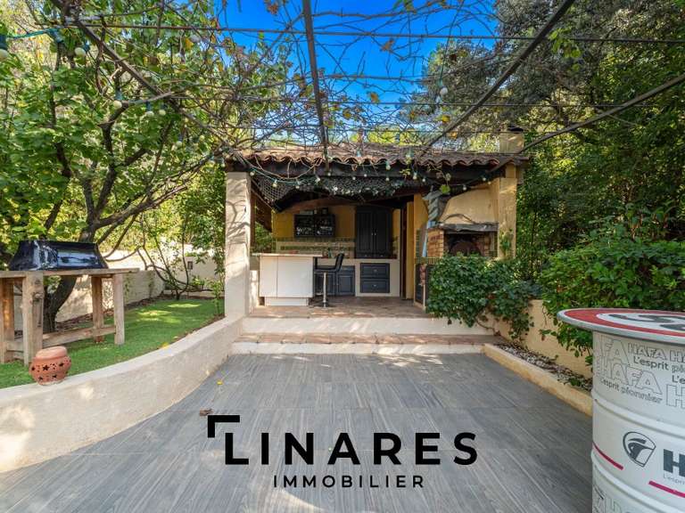 House Marseille 11e - 3 bedrooms - 130m²