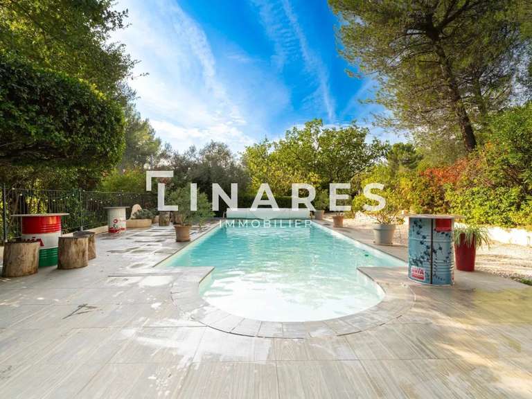 House Marseille 11e - 3 bedrooms - 130m²