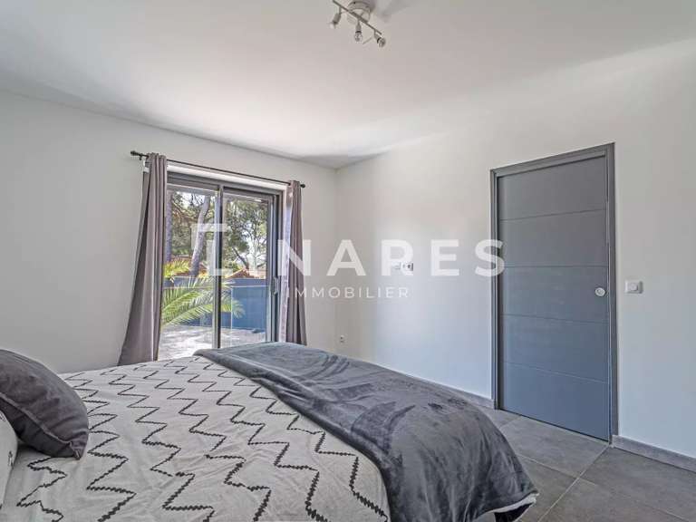 House Marseille 11e - 4 bedrooms - 215m²