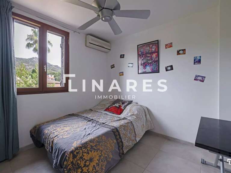 House Marseille 11e - 3 bedrooms - 103m²