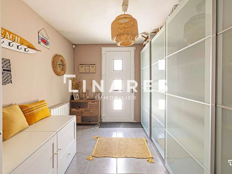 House Marseille 11e - 4 bedrooms - 174m²