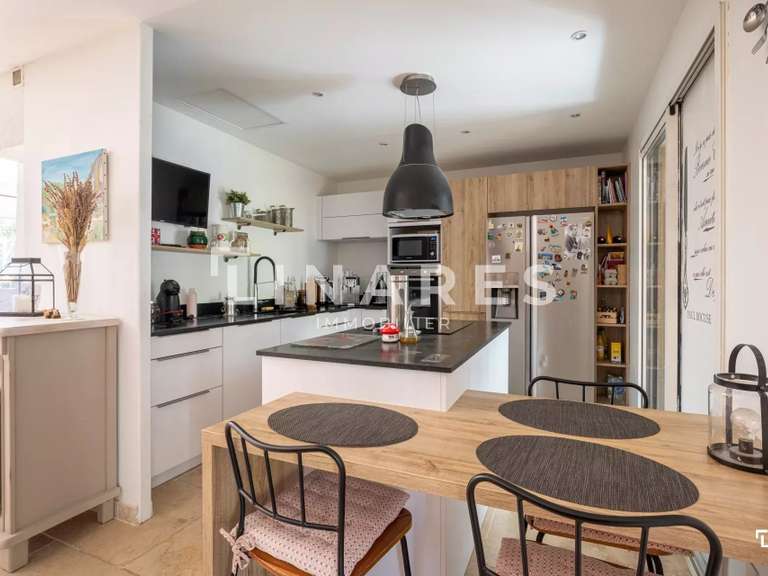 House Marseille 11e - 4 bedrooms - 145m²