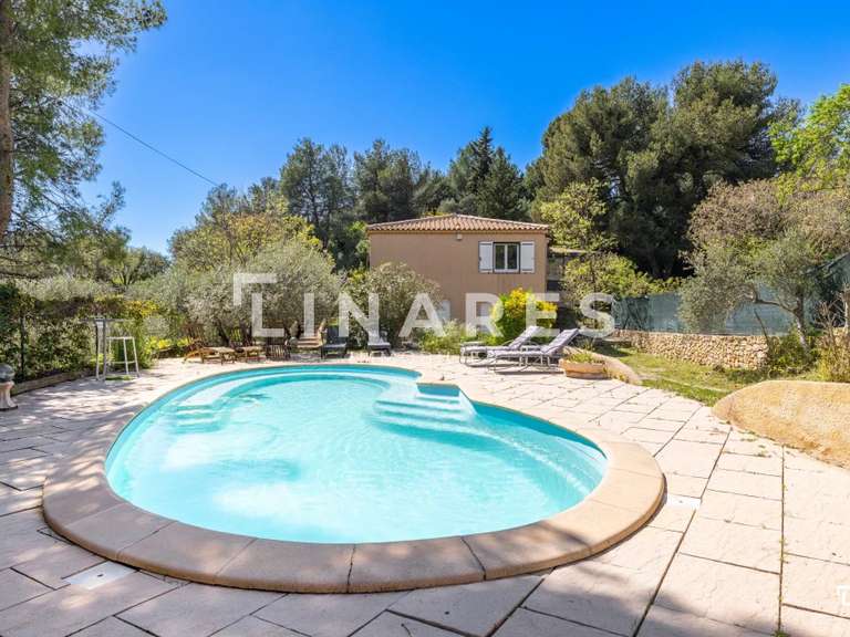 House Marseille 11e - 4 bedrooms - 145m²
