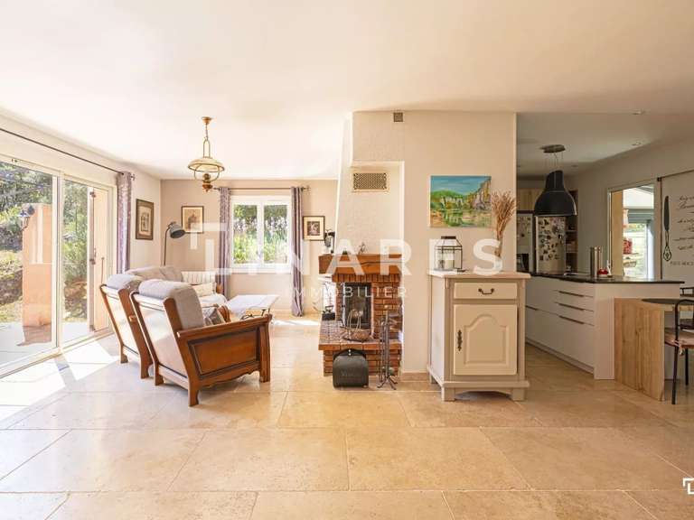 House Marseille 11e - 4 bedrooms - 145m²