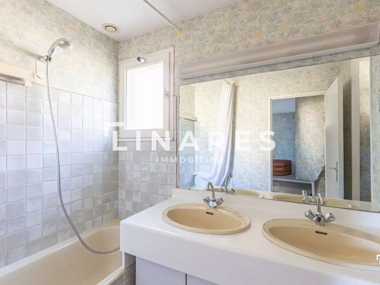 House Marseille 11e - 3 bedrooms - 134m²