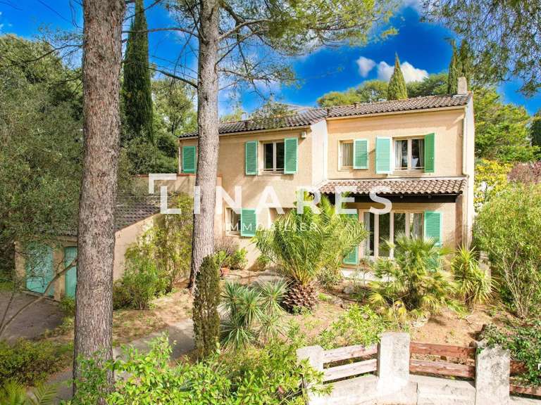 Maison Marseille 11e - 3 chambres - 134m²