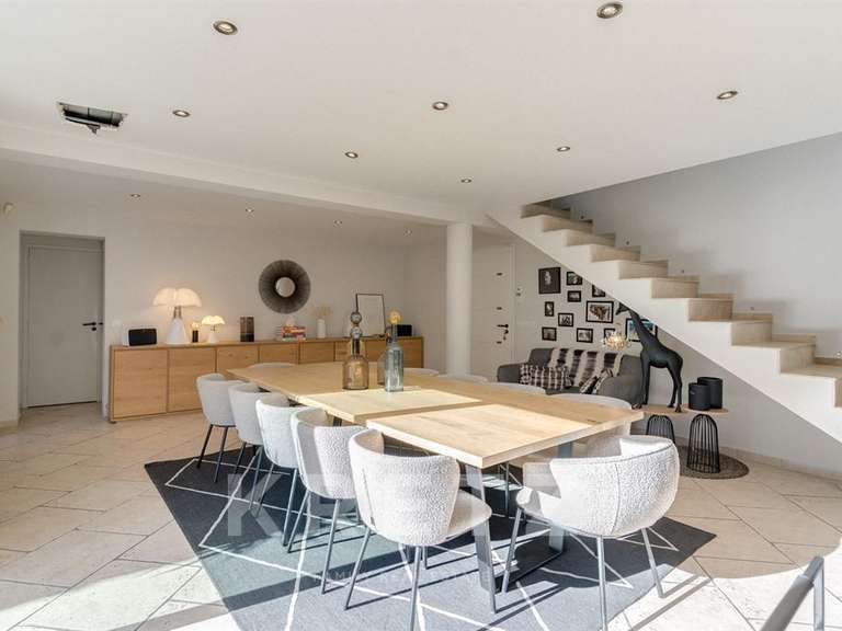 House Marseille 11e - 3 bedrooms - 142m²