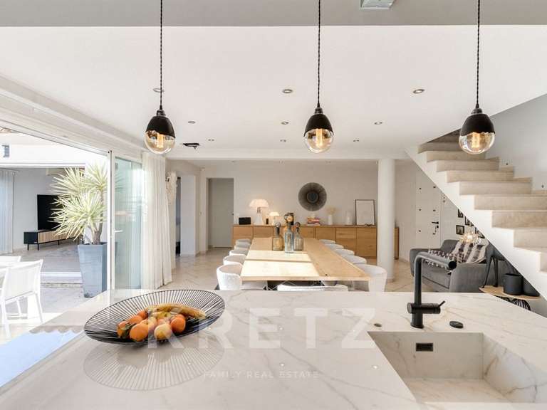 House Marseille 11e - 3 bedrooms - 142m²