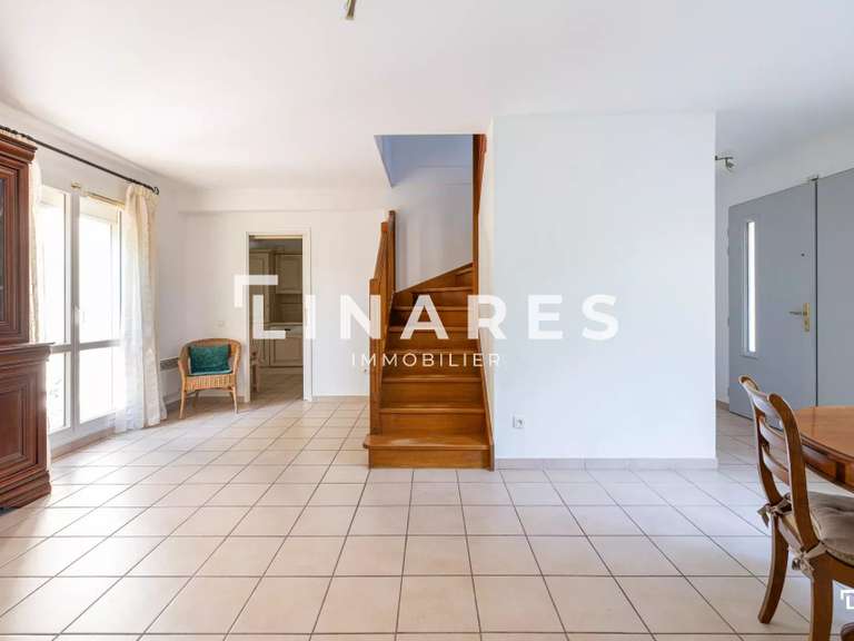 Maison Marseille 11e - 4 chambres - 109m²