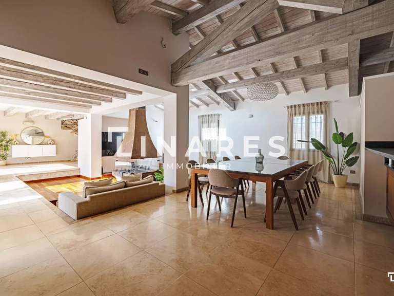 Maison Marseille 11e - 360m²