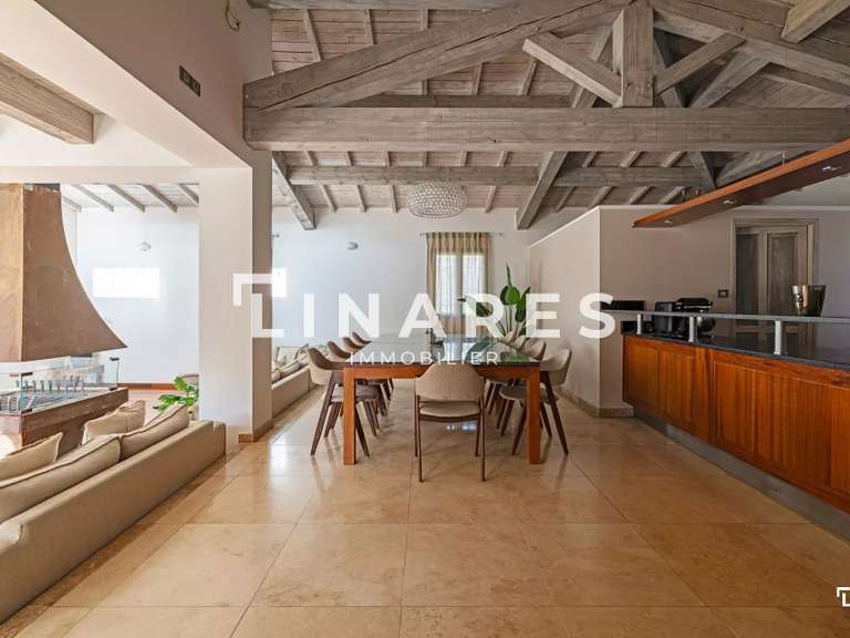 Maison Marseille 11e - 360m²