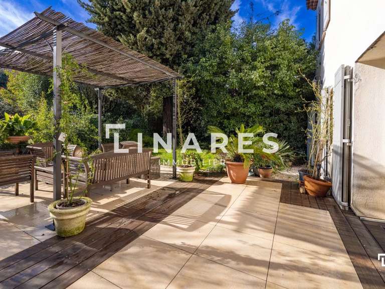 Maison Marseille 11e - 3 chambres - 142m²