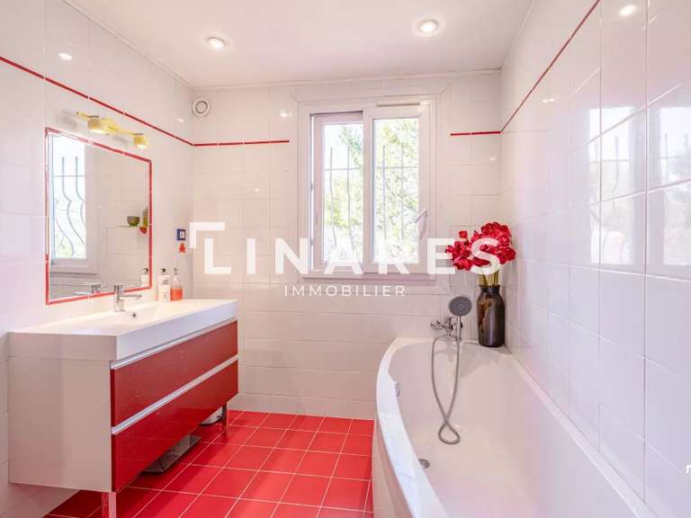 Maison Marseille 11e - 4 chambres - 162m²